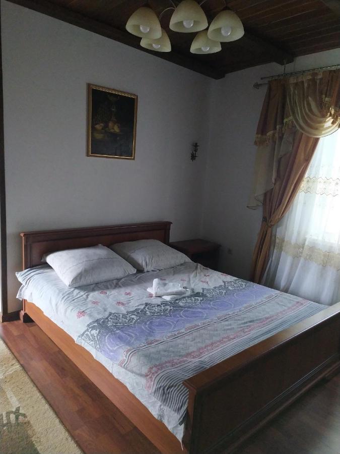 House Of Vitaliy Pochaiv Exterior foto